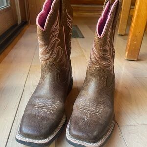 Ariat Cowgirl Boots